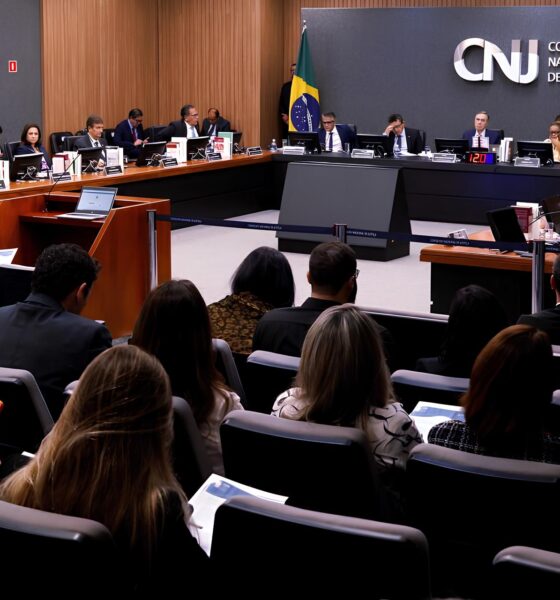 Quando a Justiça Fica Paralisada: O Caso da Juíza do Amazonas que Virou Símbolo de Morosidade no Sistema Judiciário 2 Quando a Justi a Fica Paralisada O Caso da Ju za do Amazonas que Virou S mbolo de Morosidade no Sistema Judici rio Quando a Justiça Fica Paralisada: O Caso da Juíza do Amazonas que Virou Símbolo de Morosidade no Sistema Judiciário
