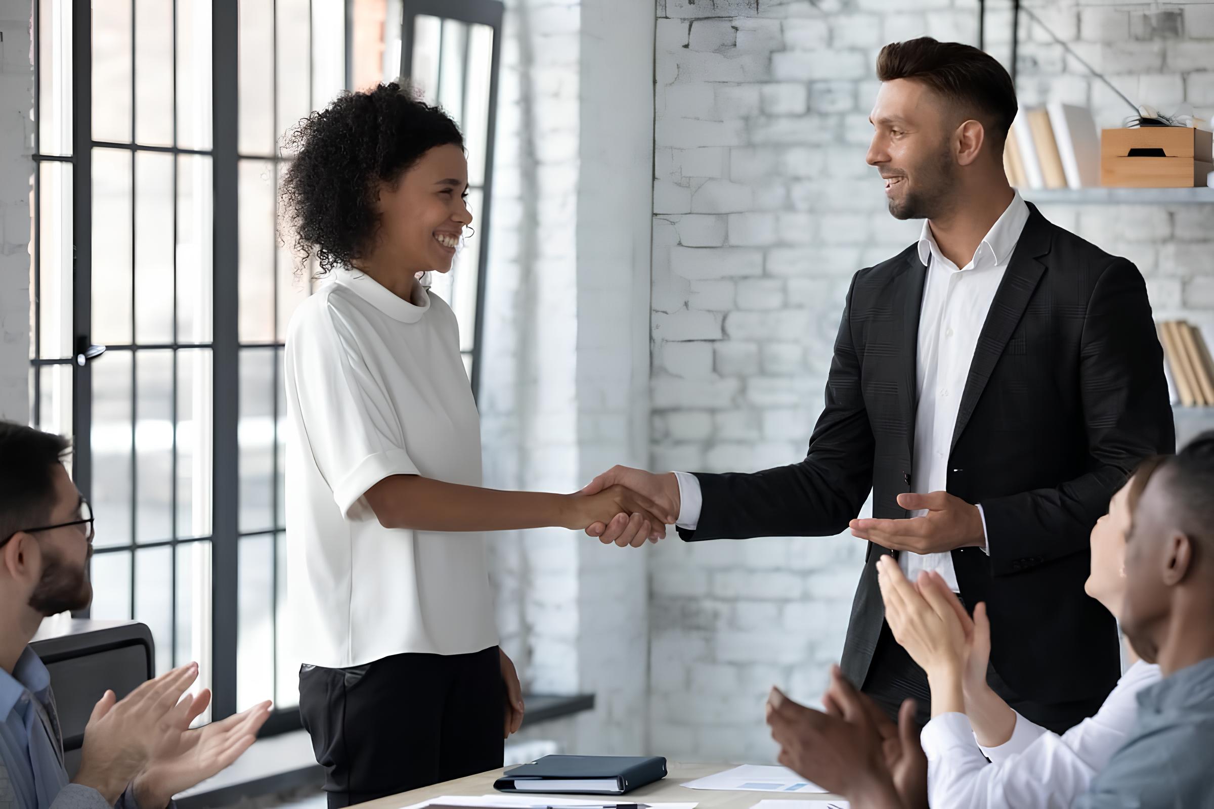 Salvador Abre Portas para o Futuro: 43 Vagas de Emprego com Salários de Até R$ 12 Mil 1 Salvador Abre Portas para o Futuro 43 Vagas de Emprego com Sal rios de At R 12 Mil Salvador Abre Portas para o Futuro: 43 Vagas de Emprego com Salários de Até R$ 12 Mil
