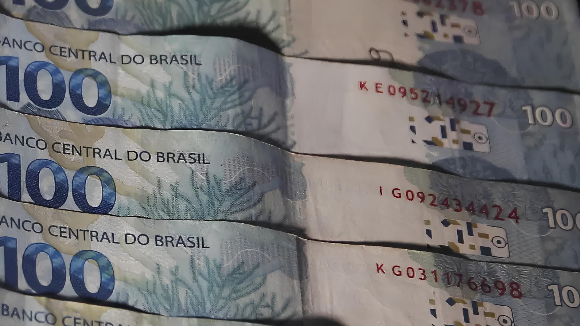 Como a Reviravolta no IOF Pode Impactar Sua Vida: Uma História de Alívio e Desafios 1 Como a Reviravolta no IOF Pode Impactar Sua Vida Uma Hist ria de Al vio e Desafios Como a Reviravolta no IOF Pode Impactar Sua Vida: Uma História de Alívio e Desafios