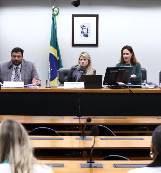 Como o Futuro do Trabalho em Feriados Está Sendo Redefinido: Uma Nova Era de Negociação Coletiva 2 Como o Futuro do Trabalho em Feriados Est Sendo Redefinido Uma Nova Era de Negocia o Coletiva Como o Futuro do Trabalho em Feriados Está Sendo Redefinido: Uma Nova Era de Negociação Coletiva