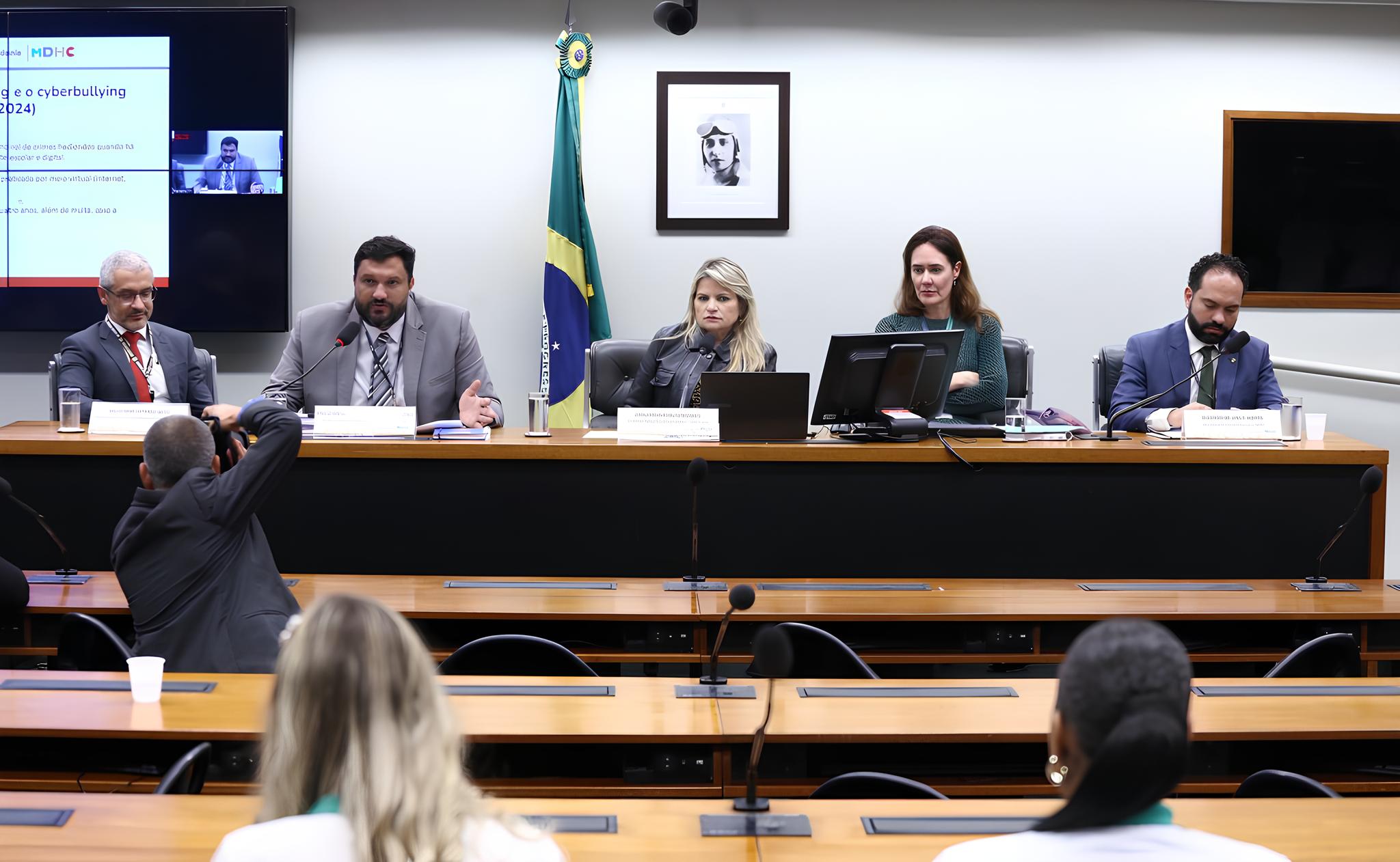 Como o Futuro do Trabalho em Feriados Está Sendo Redefinido: Uma Nova Era de Negociação Coletiva 1 Como o Futuro do Trabalho em Feriados Est Sendo Redefinido Uma Nova Era de Negocia o Coletiva Como o Futuro do Trabalho em Feriados Está Sendo Redefinido: Uma Nova Era de Negociação Coletiva