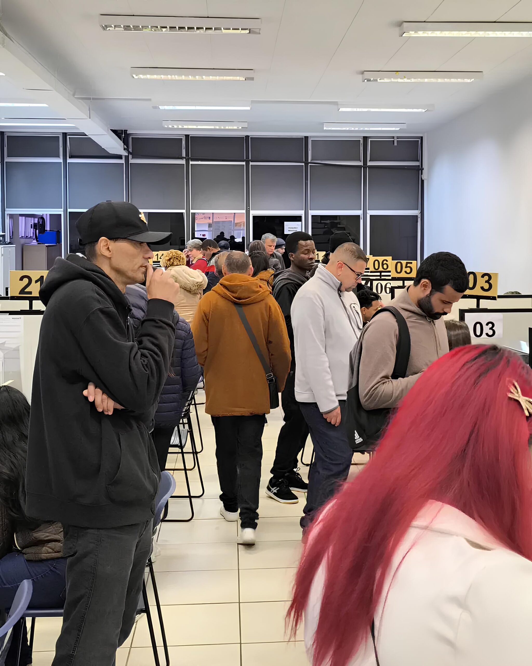 Como o Paraná Está Transformando Vidas: 800 Vagas de Emprego para Migrantes e Refugiados em Um Dia Especial 1 Como o Paran Est Transformando Vidas 800 Vagas de Emprego para Migrantes e Refugiados em Um Dia Especial scaled Como o Paraná Está Transformando Vidas: 800 Vagas de Emprego para Migrantes e Refugiados em Um Dia Especial