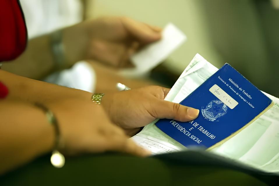 Fraude no Seguro Desemprego Como Criminosos Saquearam R 700 Mil em Nome de Empresas Fict cias no Cear Fraude no Seguro-Desemprego: Como Criminosos Saquearam R$ 700 Mil em Nome de Empresas Fictícias no Ceará