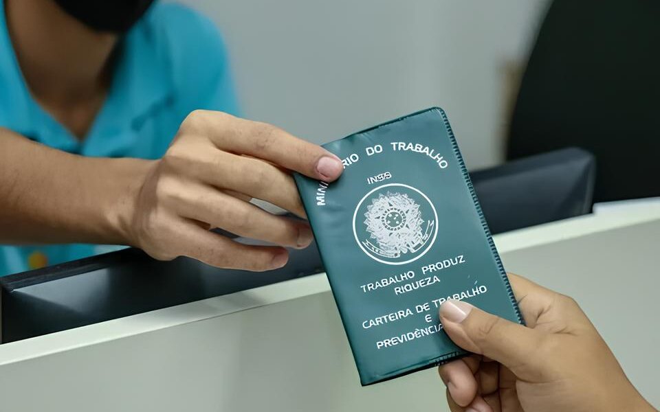 Manaus em Movimento As 214 Portas que Podem Mudar o Futuro da Cidade Manaus em Movimento: As 214 Portas que Podem Mudar o Futuro da Cidade