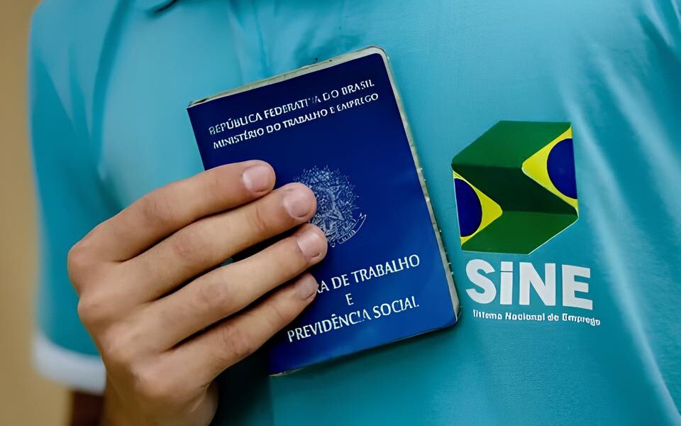 Manaus em Movimento Mais de 500 Vagas de Emprego Transformam a Realidade da Cidade Manaus em Movimento: Mais de 500 Vagas de Emprego Transformam a Realidade da Cidade
