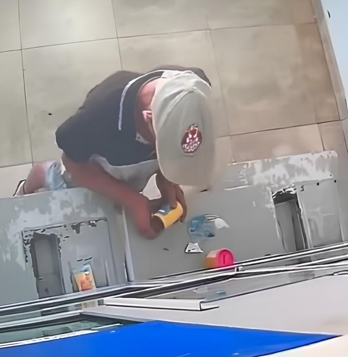 O Caso das Moedas Roubadas: O Curioso Crime que Abalou Cerejeiras e Colocou em Xeque a Solidariedade Local 1 O Caso das Moedas Roubadas O Curioso Crime que Abalou Cerejeiras e Colocou em Xeque a Solidariedade Local O Caso das Moedas Roubadas: O Curioso Crime que Abalou Cerejeiras e Colocou em Xeque a Solidariedade Local