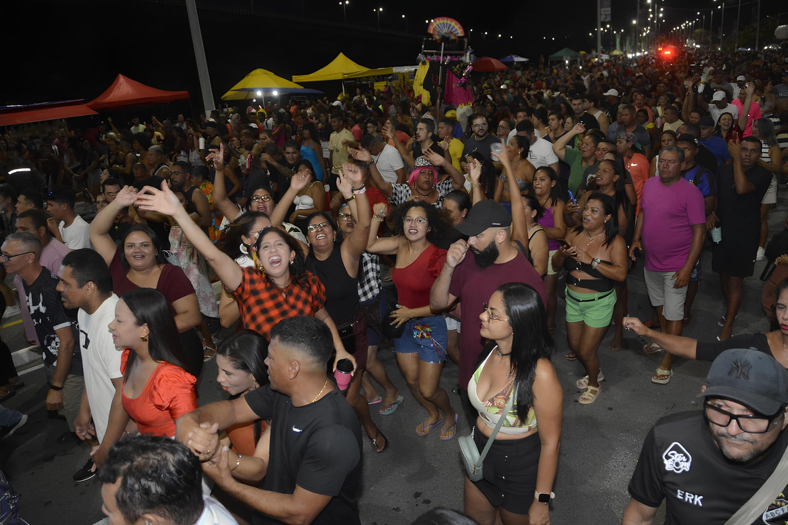 O São João de Natal 2025: Uma Celebração Que Encheu Corações e Bolsos na Avenida da Alegria 1 O S o Jo o de Natal 2025 Uma Celebra o Que Encheu Cora es e Bolsos na Avenida da Alegria scaled O São João de Natal 2025: Uma Celebração Que Encheu Corações e Bolsos na Avenida da Alegria