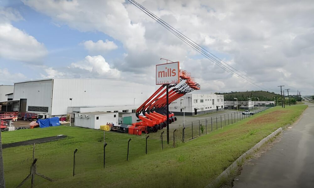 Oportunidade em Tempos de Incerteza Mills Abre Portas para Novos Talentos em Cama ari e Responde s Demandas do Mercado Local Oportunidade em Tempos de Incerteza: Mills Abre Portas para Novos Talentos em Camaçari e Responde às Demandas do Mercado Local