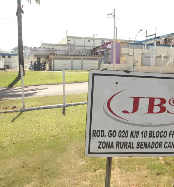 Oportunidades que Transformam Vidas: JBS Anuncia 233 Vagas de Emprego em Goiás e Revitaliza a Economia Regional 2 Oportunidades que Transformam Vidas JBS Anuncia 233 Vagas de Emprego em Goi s e Revitaliza a Economia Regional Oportunidades que Transformam Vidas: JBS Anuncia 233 Vagas de Emprego em Goiás e Revitaliza a Economia Regional