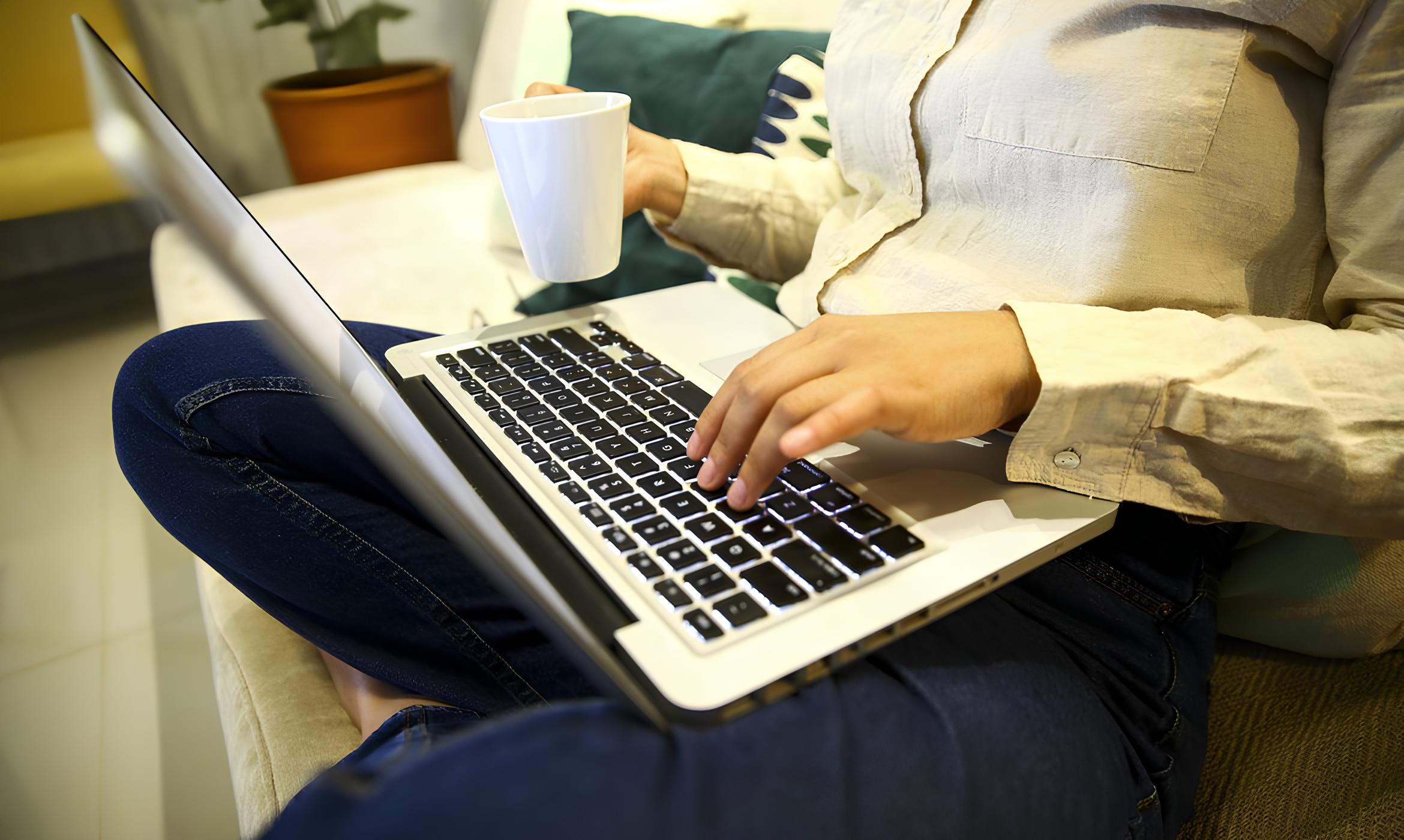 Por Que Profissionais Estão Preferindo Sair de Empresas a Voltar ao Escritório? O Caso do Home Office no Brasil 1 Por Que Profissionais Est o Preferindo Sair de Empresas a Voltar ao Escrit rio O Caso do Home Office no Brasil Por Que Profissionais Estão Preferindo Sair de Empresas a Voltar ao Escritório? O Caso do Home Office no Brasil