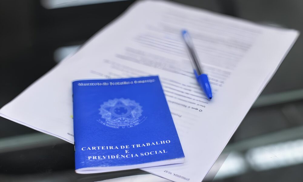 Por Que o Brasil Est Comemorando um Recorde Hist rico de Empregos com Carteira Assinada Por Que o Brasil Está Comemorando um Recorde Histórico de Empregos com Carteira Assinada?