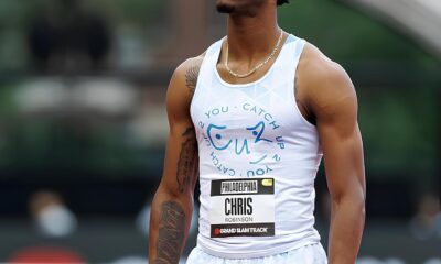 Quando o Esporte e a Moda Colidem A Hist ria de Chris Robinson o Atleta que Virou Sensa o Global Ap s um Guarda Roupas Falho Quando o Esporte e a Moda Colidem: A História de Chris Robinson, o Atleta que Virou Sensação Global Após um Guarda-Roupas Falho