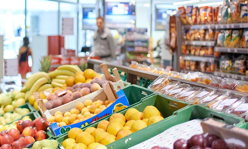 Quando os Supermercados Brasileiros Precisam do Ex rcito para Preencher Vagas O Caso das 350 Mil Oportunidades em Manaus e no Brasil Quando os Supermercados Brasileiros Precisam do Exército para Preencher Vagas: O Caso das 350 Mil Oportunidades em Manaus e no Brasil