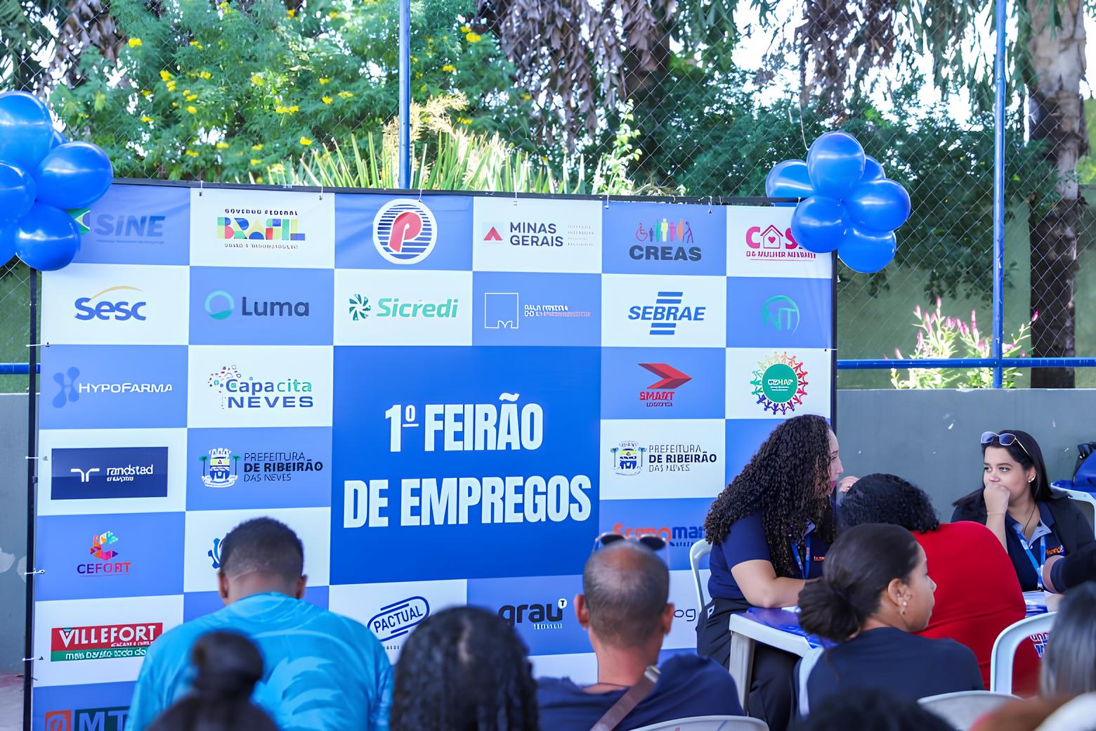 Ribeirão das Neves Faz História: Mais de 1.500 Atendimentos em Um Dia Transformam Sonhos em Oportunidades! 1 Ribeir o das Neves Faz Hist ria Mais de 1 500 Atendimentos em Um Dia Transformam Sonhos em Oportunidades Ribeirão das Neves Faz História: Mais de 1.500 Atendimentos em Um Dia Transformam Sonhos em Oportunidades!