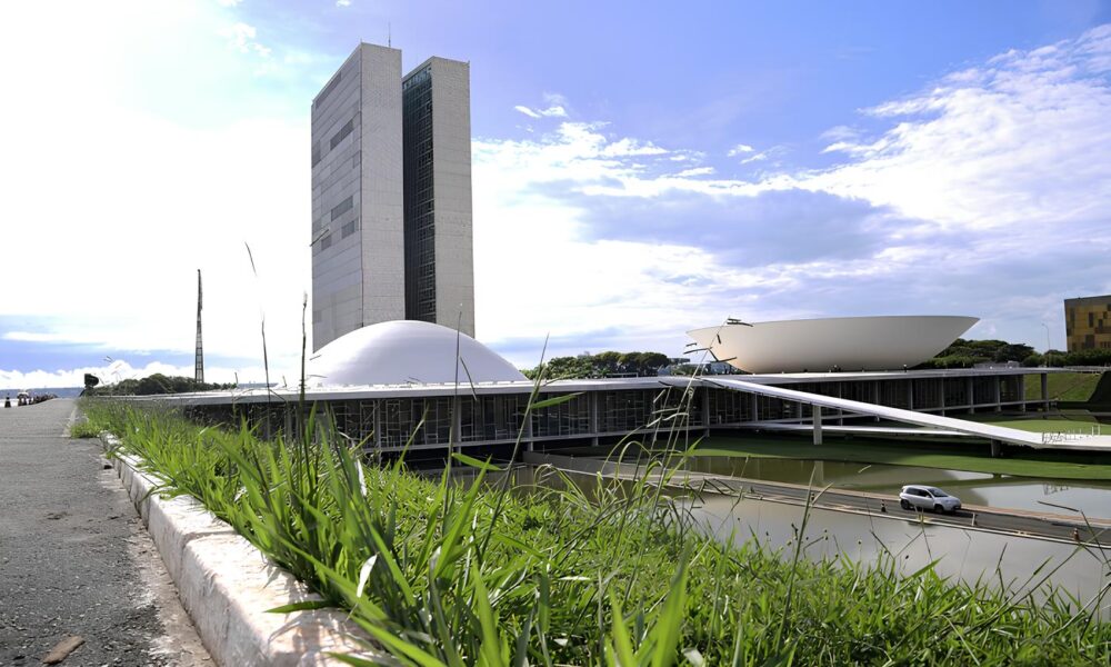 Santa Catarina O Pulsar de 8 7 Mil Vagas no Cora o do Emprego Brasileiro Santa Catarina: O Pulsar de 8,7 Mil Vagas no Coração do Emprego Brasileiro