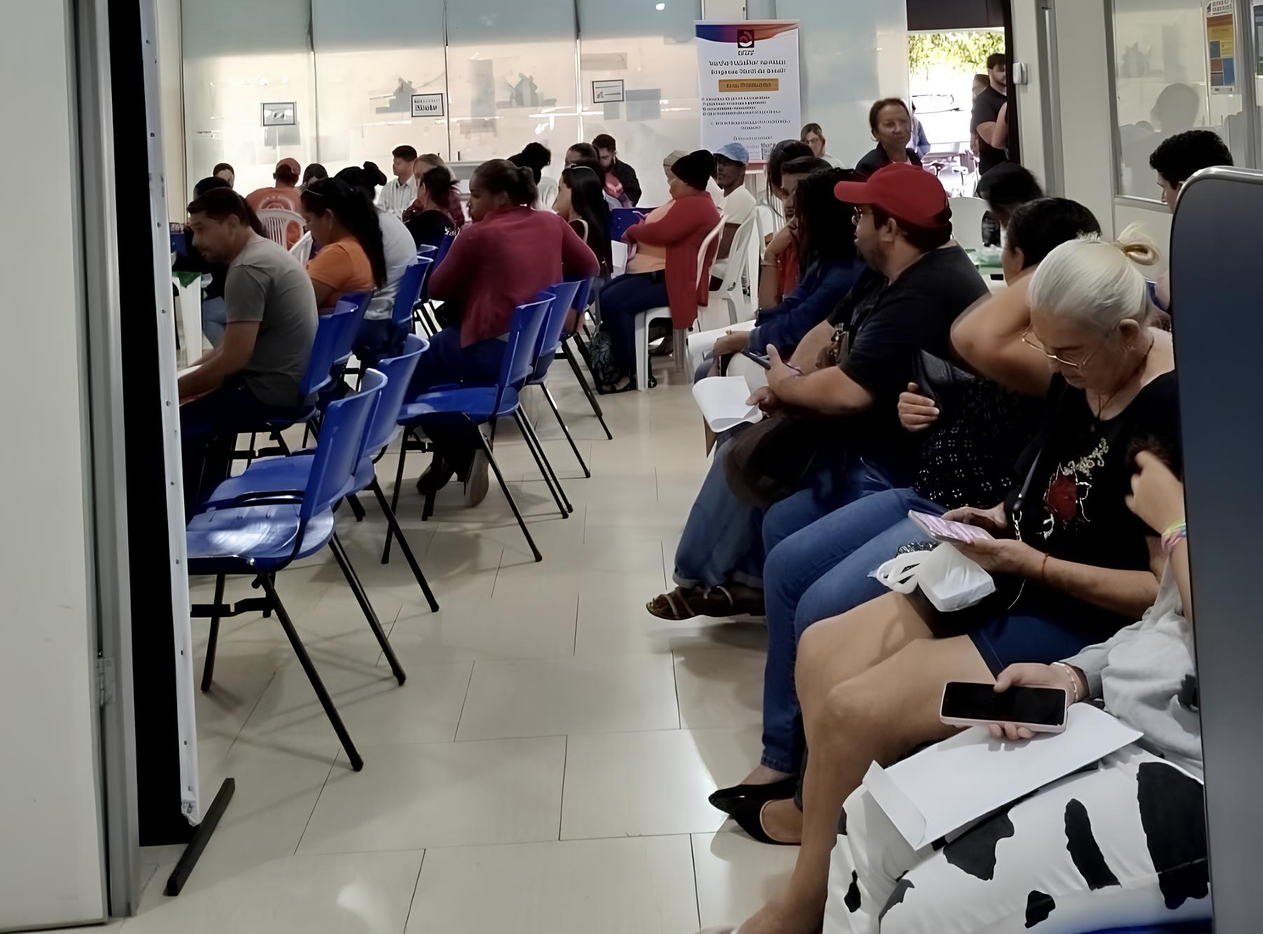 Um Dia de Esperança e Oportunidades: Mutirão do Trabalhador Transforma Vidas em Três Lagoas 1 Um Dia de Esperan a e Oportunidades Mutir o do Trabalhador Transforma Vidas em Tr s Lagoas Um Dia de Esperança e Oportunidades: Mutirão do Trabalhador Transforma Vidas em Três Lagoas