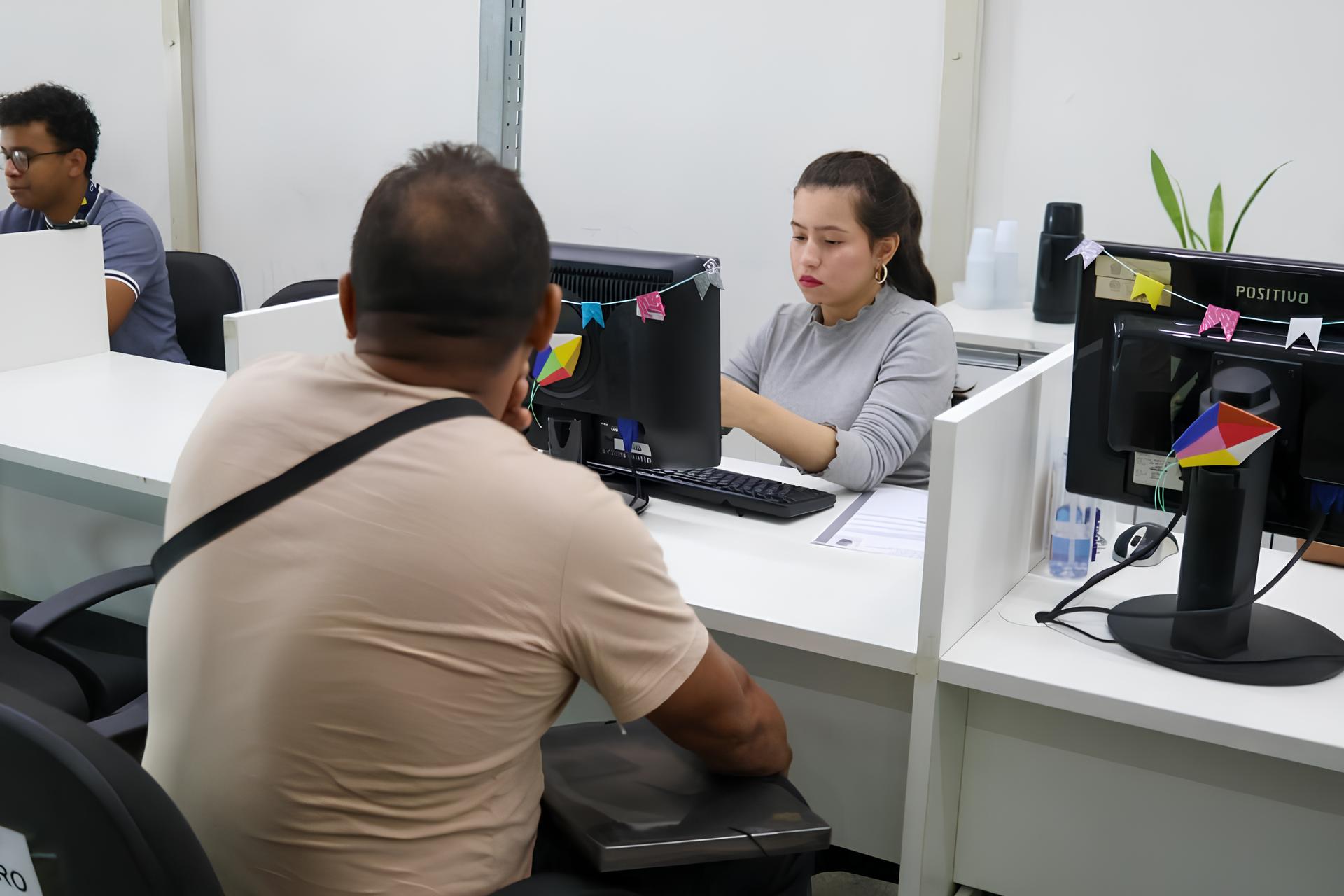 Amazonas em Movimento: 336 Vagas de Emprego Abrem Portas para o Futuro no Estado 1 Amazonas em Movimento 336 Vagas de Emprego Abrem Portas para o Futuro no Estado Amazonas em Movimento: 336 Vagas de Emprego Abrem Portas para o Futuro no Estado