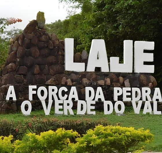 O Contraste de Laje Como um Pequeno Munic pio Encara o Dilema entre Empregos Formais e Depend ncia do Bolsa Fam lia O Contraste de Laje: Como um Pequeno Município Encara o Dilema entre Empregos Formais e Dependência do Bolsa Família