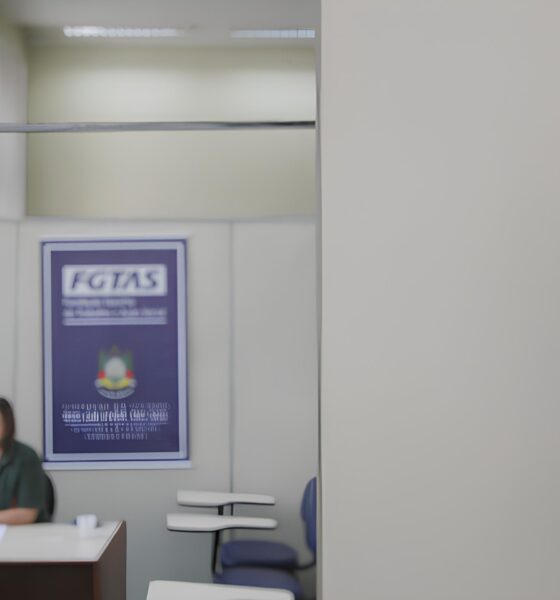 A Queda Silenciosa: Por Que a Região Sul Está Perdendo Empregos e Onde Encontrar Esperança? 2 A Queda Silenciosa Por Que a Regi o Sul Est Perdendo Empregos e Onde Encontrar Esperan a A Queda Silenciosa: Por Que a Região Sul Está Perdendo Empregos e Onde Encontrar Esperança?