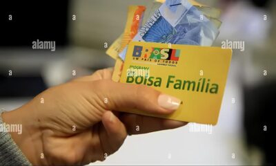 Bolsa Fam lia e o Paradoxo do Progresso Como um Programa de Combate Pobreza Est Redefinindo o Mercado de Trabalho no Brasil Bolsa Família e o Paradoxo do Progresso: Como um Programa de Combate à Pobreza Está Redefinindo o Mercado de Trabalho no Brasil