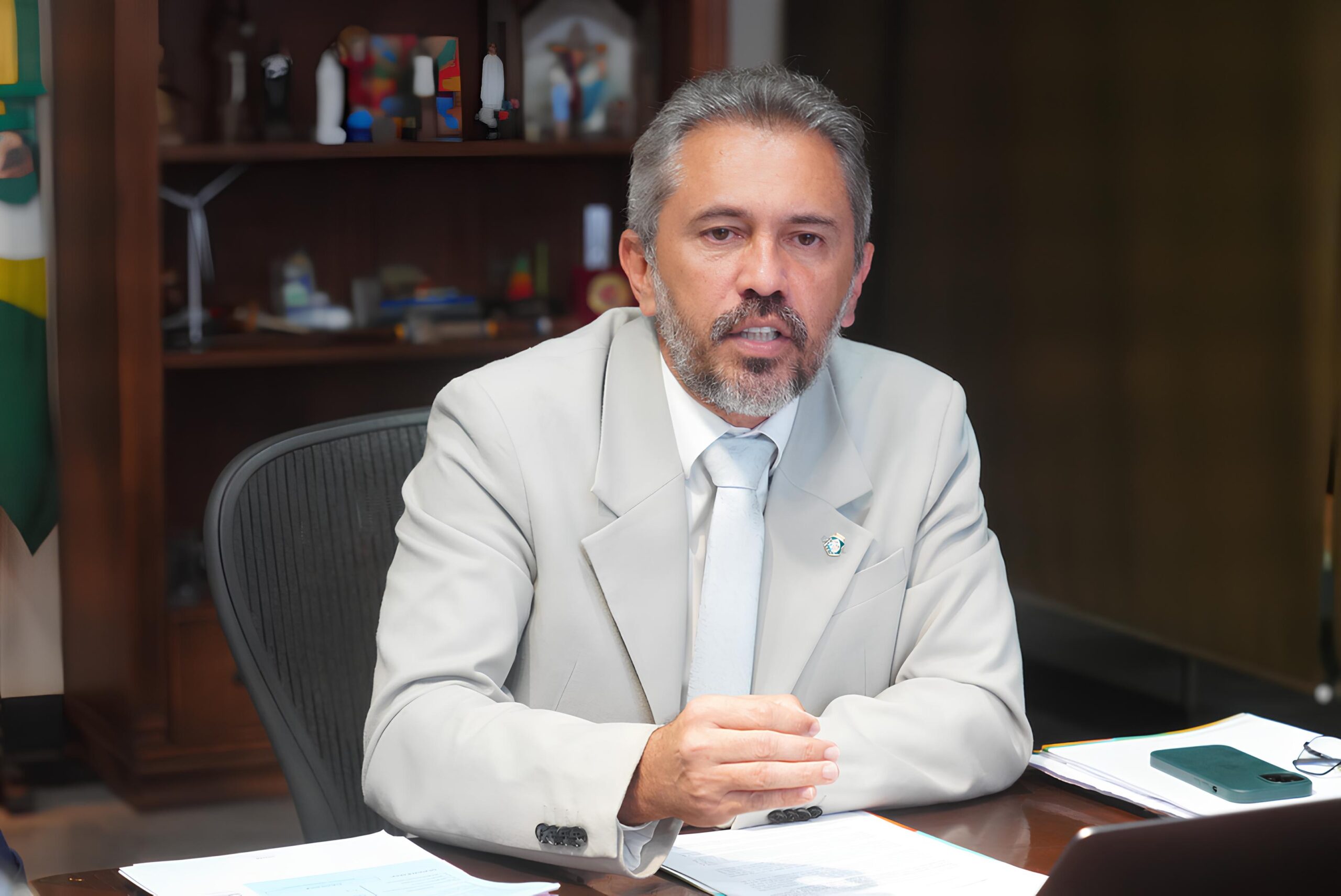 Ceará Contra o Tarifaço: Como o Governo Está Salvando Empregos e Economia em Tempos de Crise 1 Cear Contra o Tarifa o Como o Governo Est Salvando Empregos e Economia em Tempos de Crise scaled Ceará Contra o Tarifaço: Como o Governo Está Salvando Empregos e Economia em Tempos de Crise