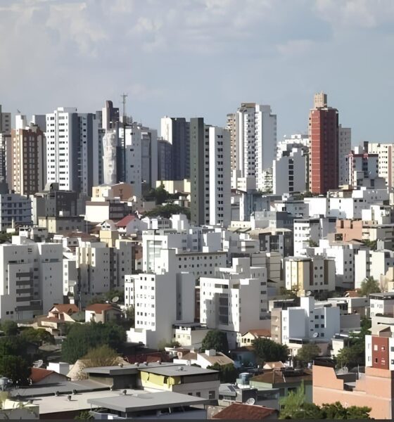 Divin polis A Cidade que Resiste Crise e Inspira o Brasil com Saldo Positivo de Empregos Divinópolis: A Cidade que Resiste à Crise e Inspira o Brasil com Saldo Positivo de Empregos