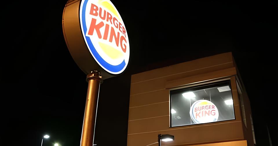 McDonald’s Anuncia Explosão de Vagas no Brasil: O Que Isso Revela Sobre o Futuro do Mercado de Trabalho?
