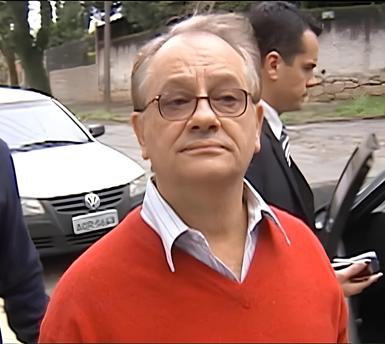 O Caso dos 97 Fantasmas: Como um Ex-Diretor Movimentou R$ 266 Milhões em Esquemas de Corrupção no Paraná 1 O Caso dos 97 Fantasmas: Como um Ex-Diretor Movimentou R$ 266 Milhões em Esquemas de Corrupção no Paraná