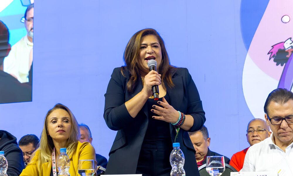 O Futuro do Sistema Financeiro Brasileiro Banc rios Re nem For as em Defesa de Direitos Soberania e Inclus o Social na 27 Confer ncia Nacional O Futuro do Sistema Financeiro Brasileiro: Bancários Reúnem Forças em Defesa de Direitos, Soberania e Inclusão Social na 27ª Conferência Nacional