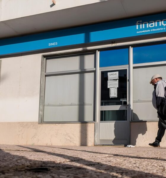 A Luta por Dignidade Como Funcion rios P blicos se Mobilizam para Reivindicar Aumento Salarial de 6 4 em 2026 A Luta por Dignidade: Como Funcionários Públicos se Mobilizam para Reivindicar Aumento Salarial de 6,4% em 2026
