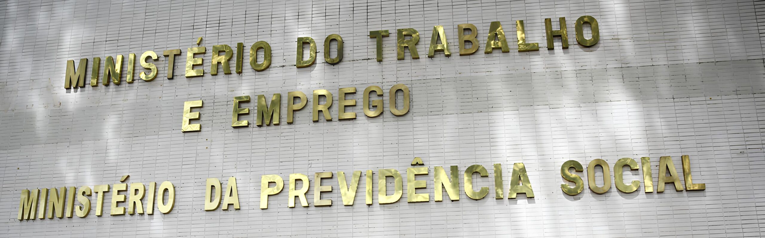 O Brasil Beira de um Novo Pacto Trabalhista O Que Esperar da II Confer ncia Nacional do Trabalho em 2026 scaled O Brasil à Beira de um Novo Pacto Trabalhista: O Que Esperar da II Conferência Nacional do Trabalho em 2026?