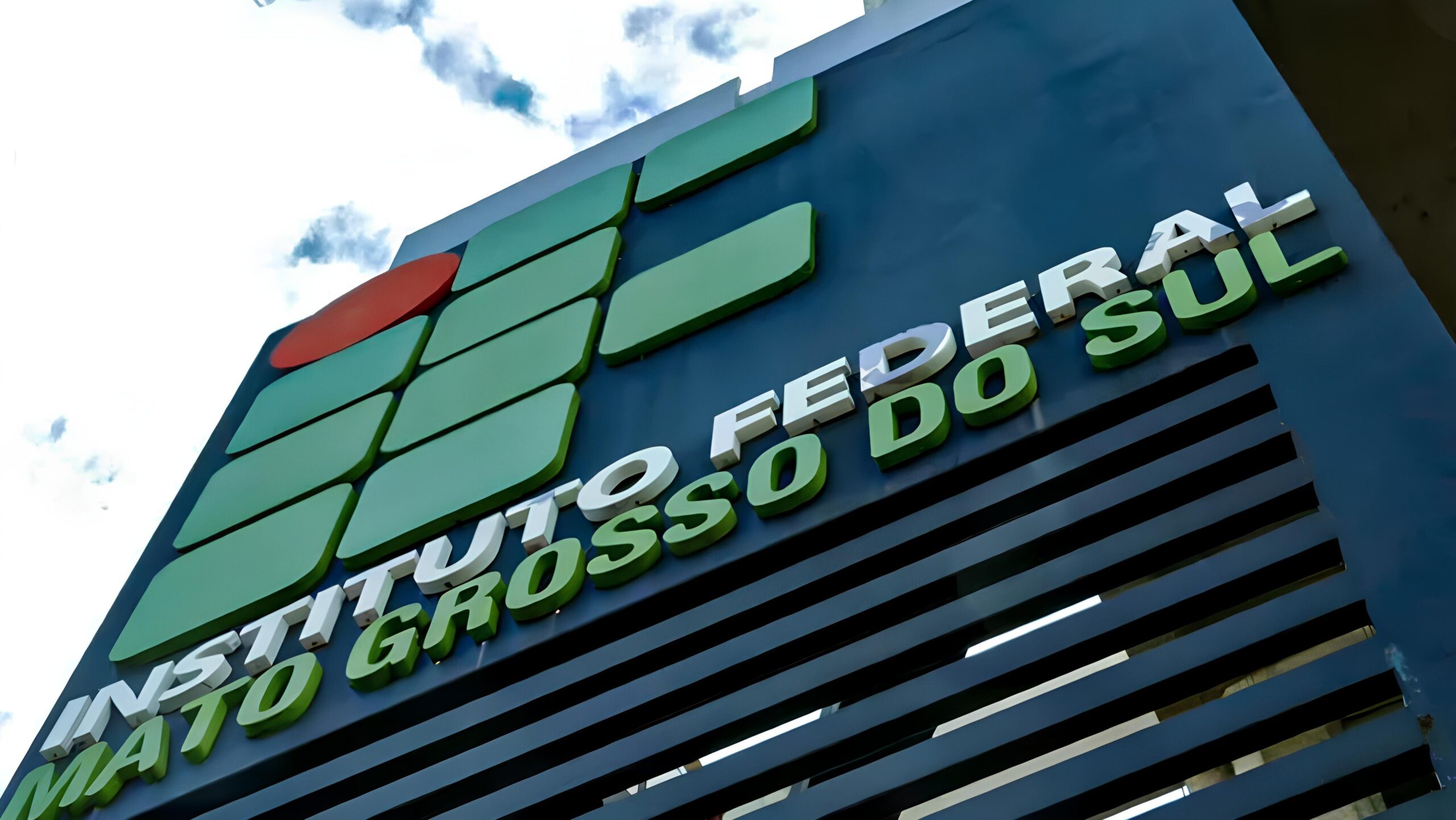 Oportunidade nica Como Conquistar a Vaga de Professor Substituto no IFMS e Transformar Sua Carreira scaled Oportunidade Única: Como Conquistar a Vaga de Professor Substituto no IFMS e Transformar Sua Carreira
